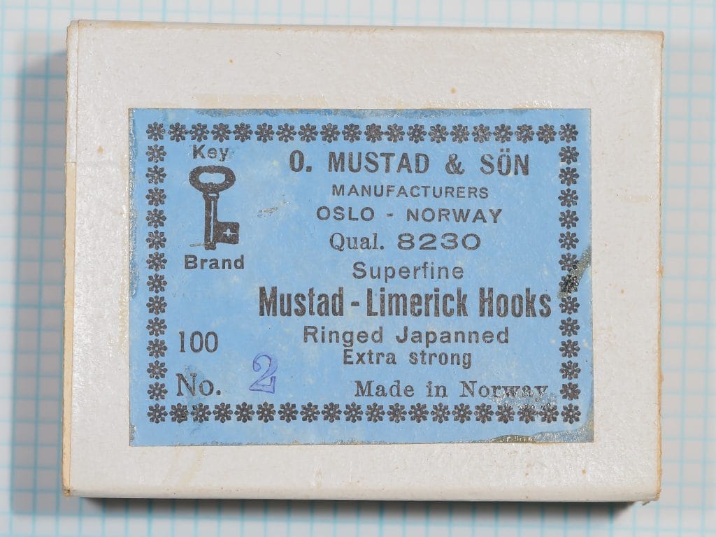 Mustad Qual. 8230 Superfine Limerick Hooks — original packaging label with blue border, Key Brand trademark, size No. 2, 100-count box