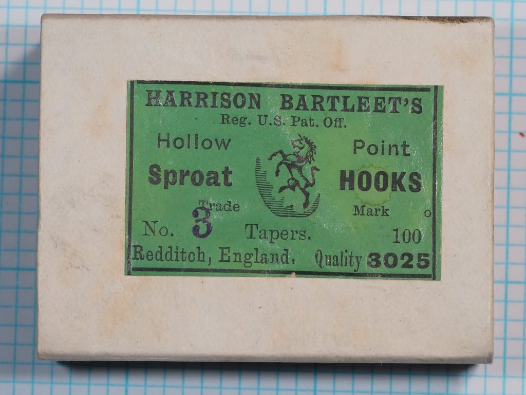 Harrison Bartleet Quality 3025 Hollow Point Sproat — kraft box back or side panel — green label alternative angle