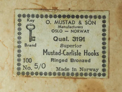 Mustad 3191 Carlisle Hook — packaging label — size 5/0 — Key Brand asterisk border