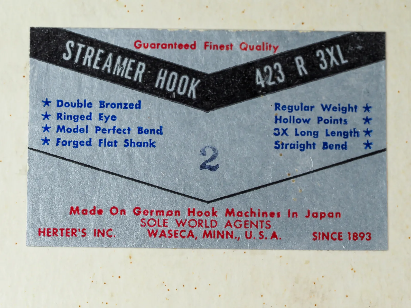 Herter's 423-R sales card, size 2, showing letterpress packaging with black and red typography, white text on light blue cardstock, displaying hook specifications and manufacturer attribution