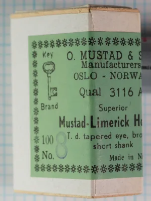 Mustad 3116 A Box and Label size 8