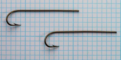 Mustad 3706 hooks size 4