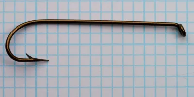 Mustad 3718 Carlisle Hook — full profile view — size No. 3 — extra-long shank with wide round bend and turned-down ball eye