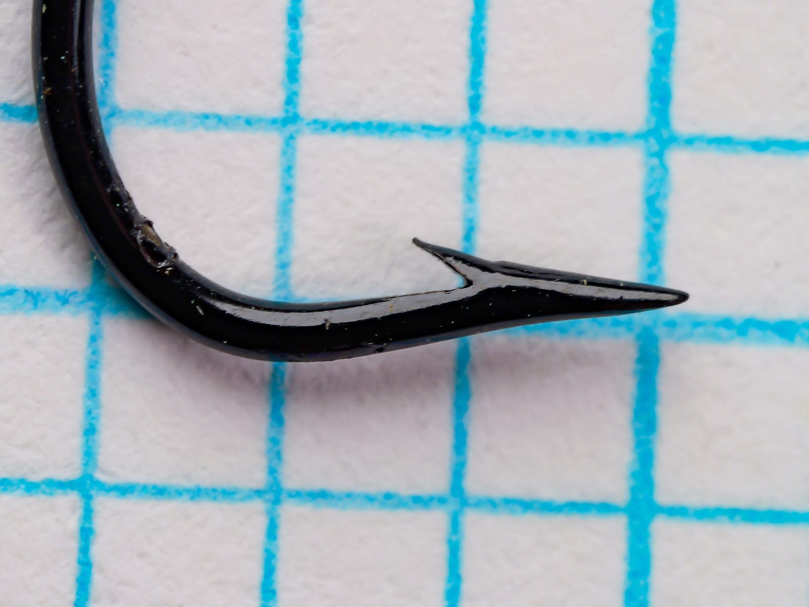 Kinsey Hook size 14 — point and barb detail — profile view showing spear-point geometry, japanned finish, and barb angle