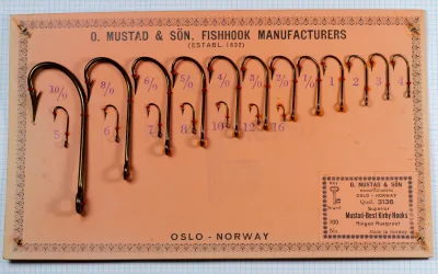 Mustad-3136-Salescard