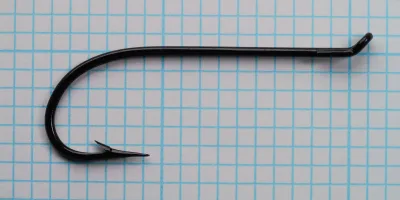 Mustad 36890 — complete hook profile — size 3/0 — full length view