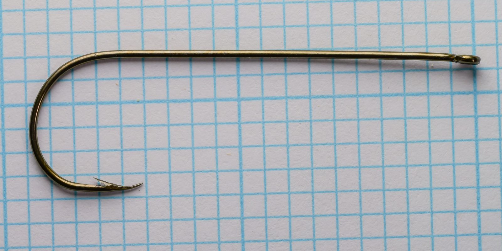 Mustad 37360 Aberdeen — full profile view — size 3/0 — long shank and wide gap