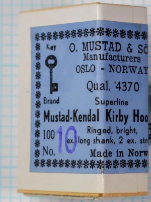 Mustad 4370 Size 10 Hook — original blue sales card label variant, smaller size marking — packaging from same Oslo production line