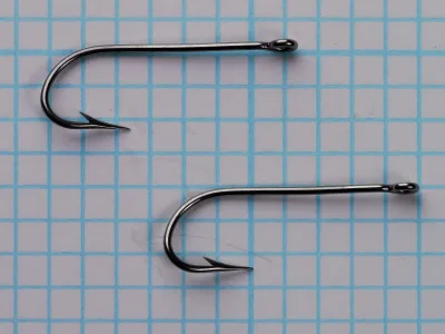 Mustad 4370 Size 10 Hook — full overhead view and pair comparison — showing proportional consistency with size 6 across the product line