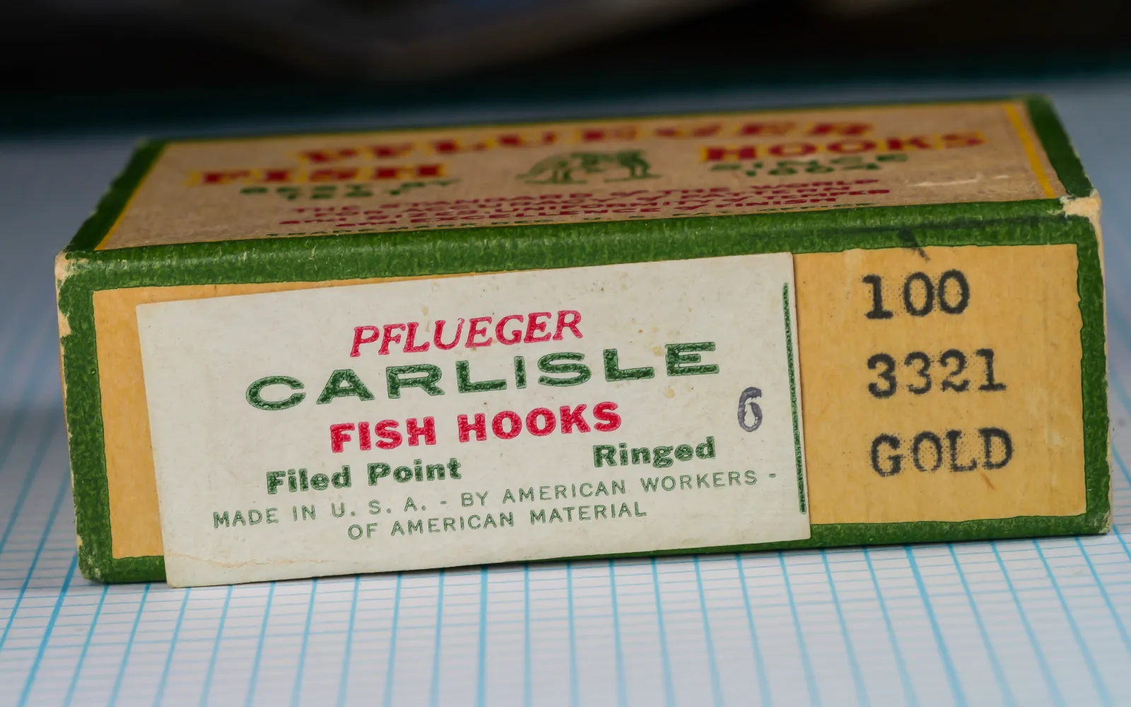 Pflueger Carlisle No. 3321 — cardboard box with label and size/model marking — size 6 — gold-plated finish