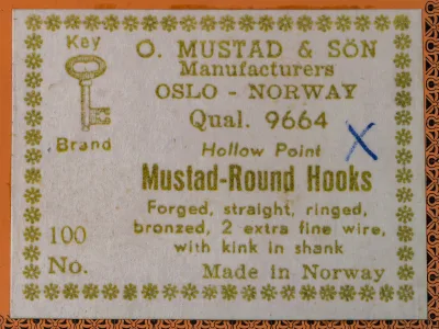 Mustad 9664 Sales Card Label — Full eight-line product label with Key Brand logo, model code Qual. 9664, product description, and specifications