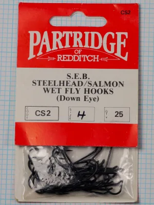 Partridge CS2 S.E.B. Package Full — seal intact with hooks visible — size No. 4, quantity 25