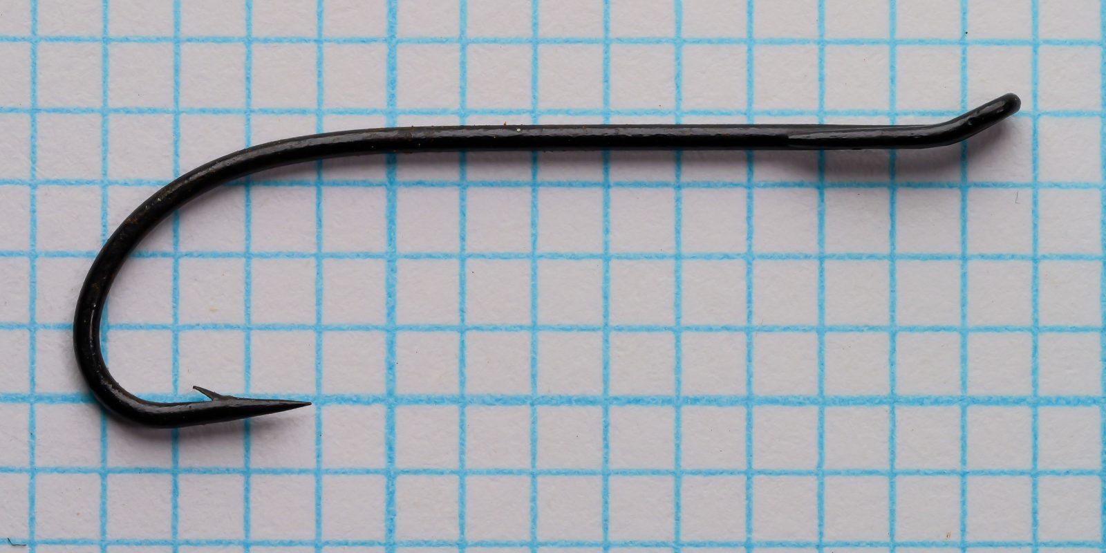 Partridge Code N size 4 hook — full profile view — turned-up loop eye — sproat bend — measurement grid