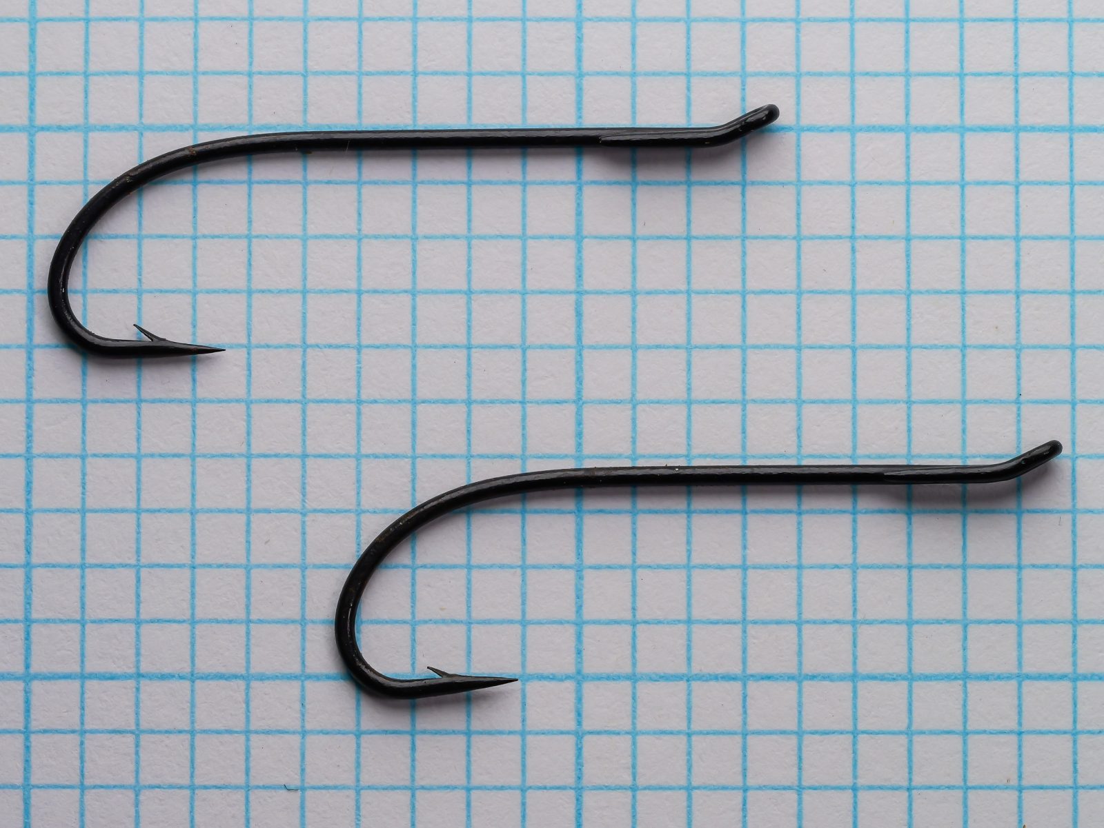 Partridge Code N size 4 hooks — group of two specimens — eye construction detail — loop opening visible