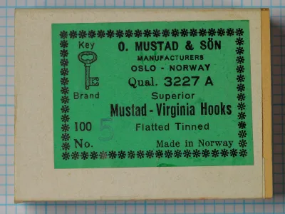 Mustad 3227 A Virginia Hook — original cardboard box with green Key Brand label — size No. 5 — showing company name and product specifications