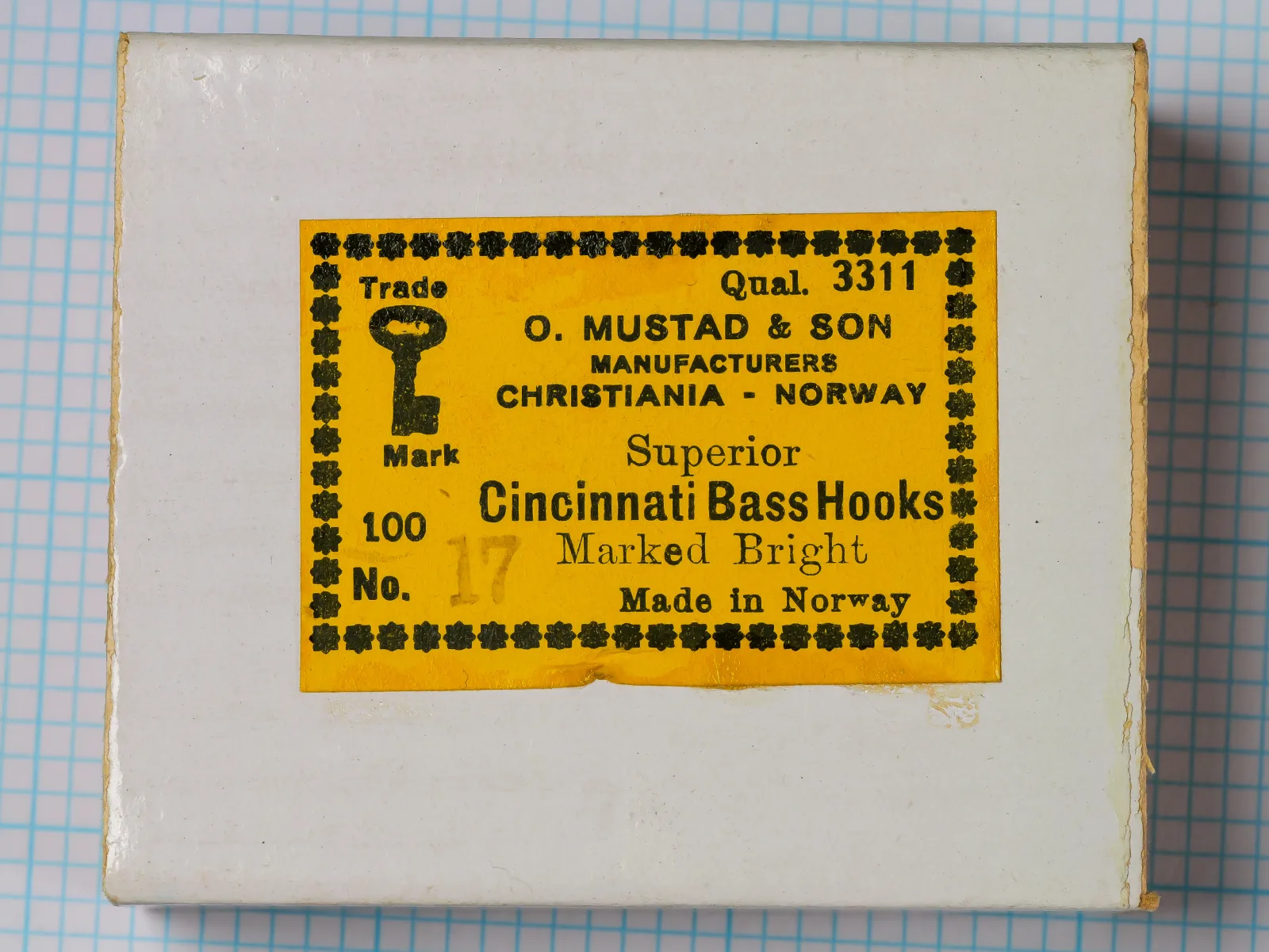 Mustad 3311 Cincinnati Bass Hook — original mustard-yellow box label with Christiania address — No. 17 — complete 100-hook package