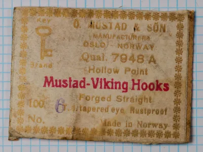 Vintage Mustad-Viking Hooks box label for 7948 A, hollow point, forged straight