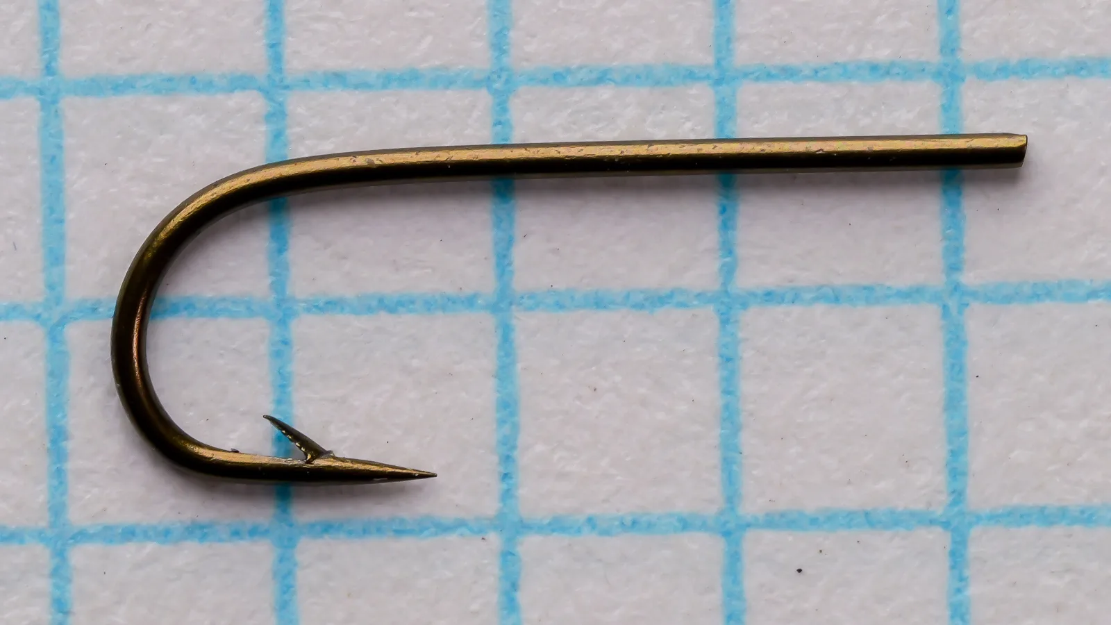 Partridge Fine Wire Round Bend Tapered No. 13 — profile view showing tapered blind eye, round bend, and superior point — size 13 — bronzed finish
