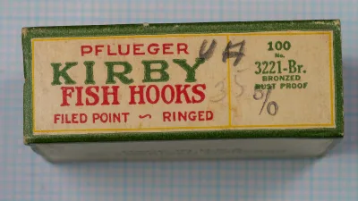 Pflueger 3221-Br Kirby Hook — manufacturer box with label — size 5/0 — bronzed finish, 100-count package
