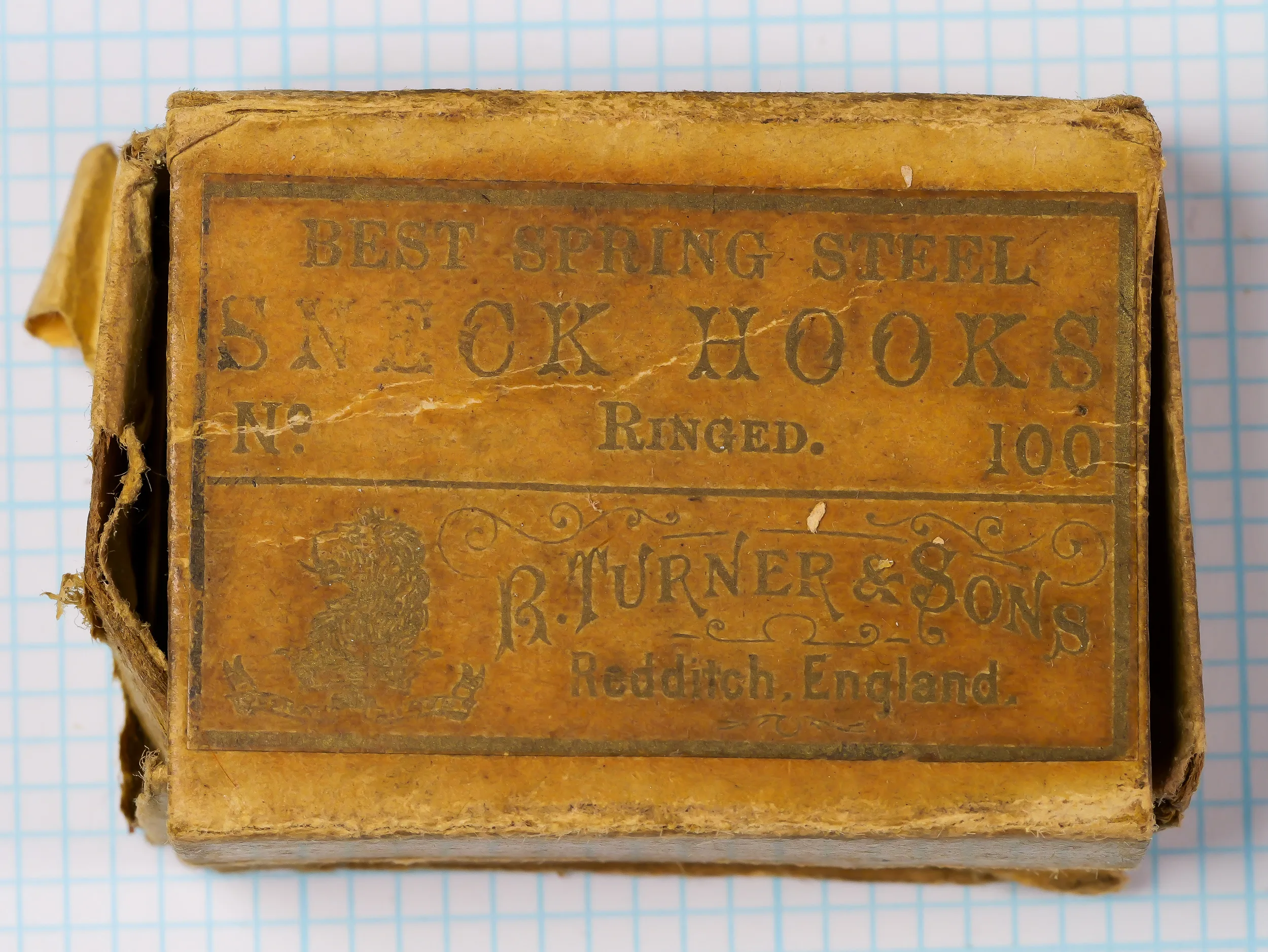 R-Turner-and-Sons-Sneck-Box-and-Label