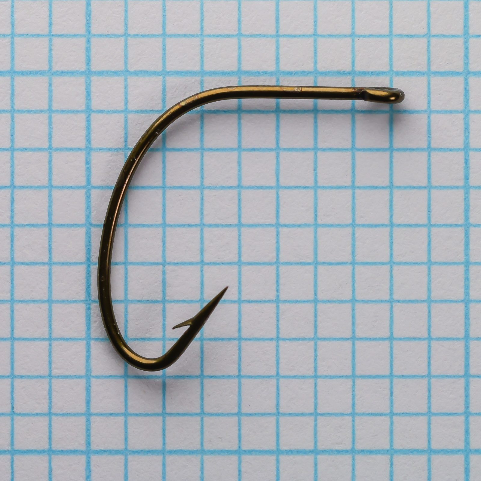 Herters 707 English Bait Hook — overhead full-hook profile — size 6 — ringed eye and Ipswich bend visible