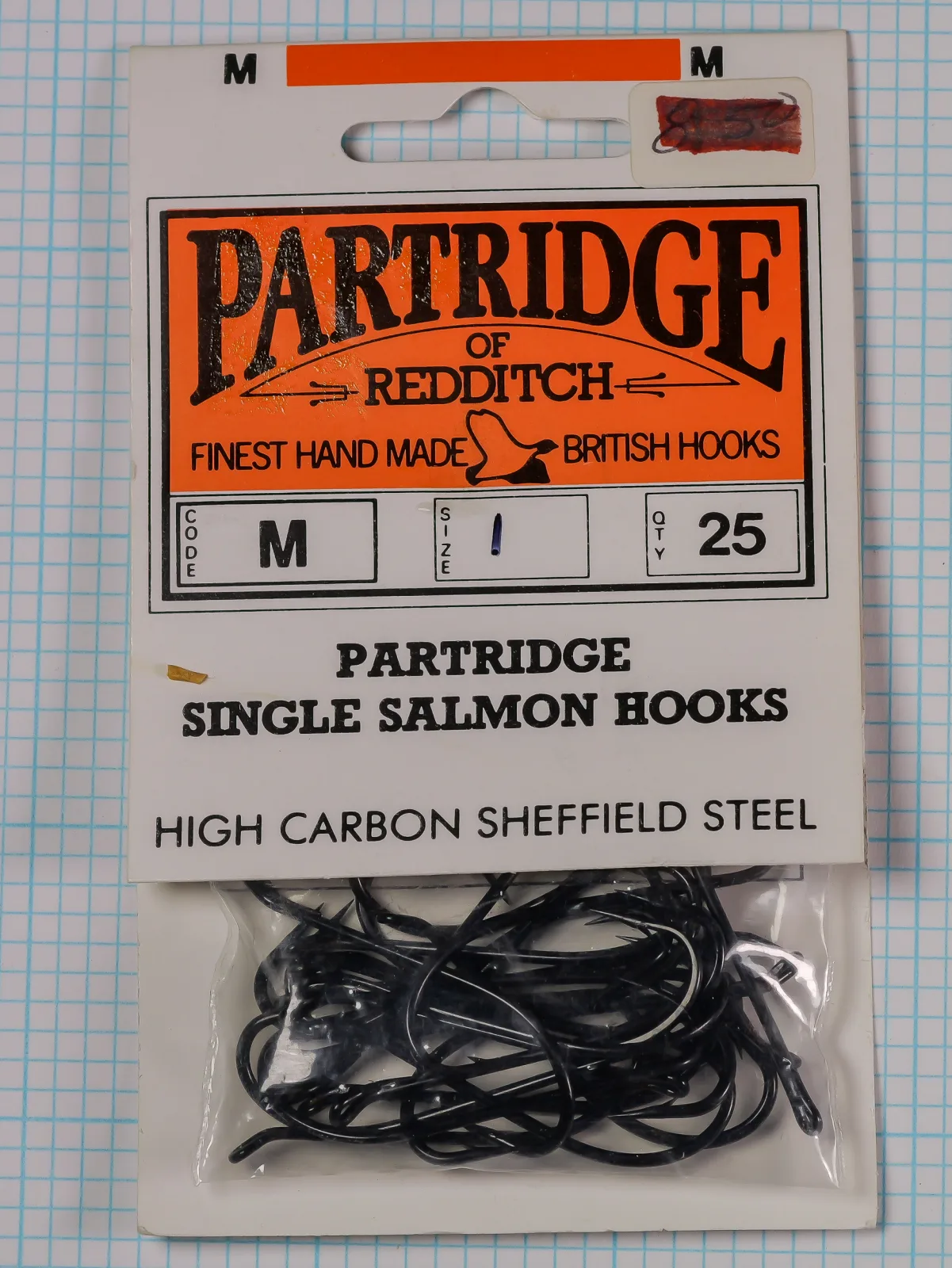 Partridge of Redditch card of Code M single salmon hooks, size 1, quantity 25, with an orange-red top band
