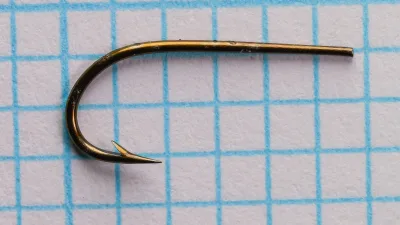 Partridge Trout Taper Size 6 — hook front profile — bronzed finish — tapered eye construction — measurement grid