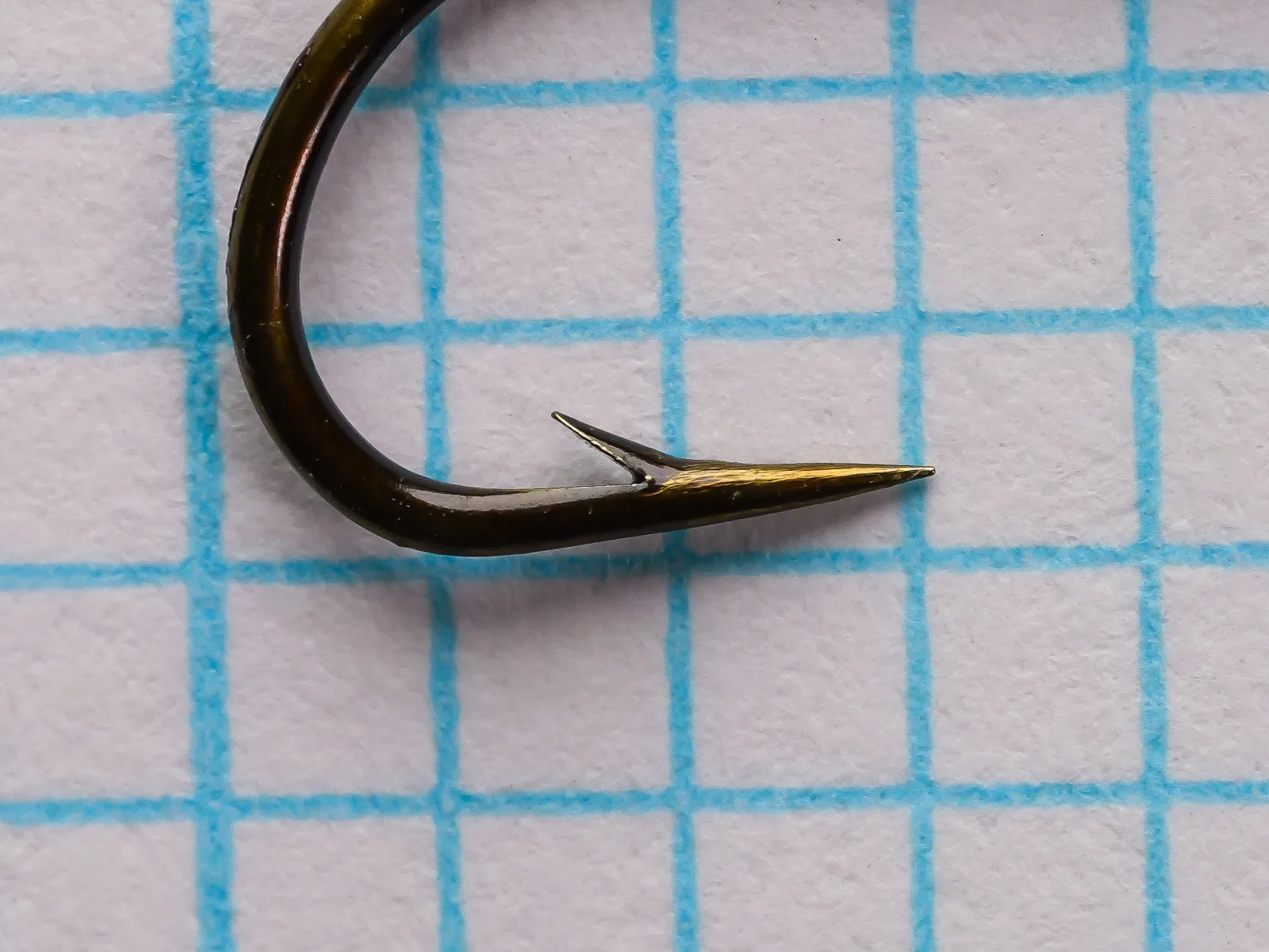 Partridge U.E. Long Mays — profile showing bend geometry and point taper — size No. 6 — superior point and Sproat bend, bronzed finish