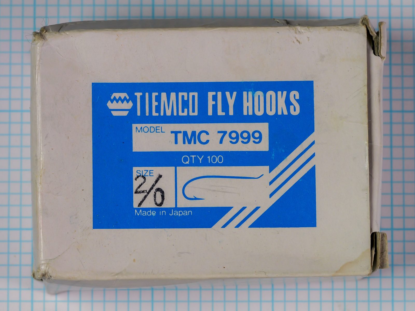 Tiemco TMC 7999 Manufacturer Box Size 2/0 — blue and white cardboard — 100-count wholesale package