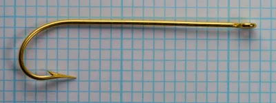 Mustad 3190 A Carlisle — full profile showing long-shank proportions — size 3/0 — straight ring eye and gold finish