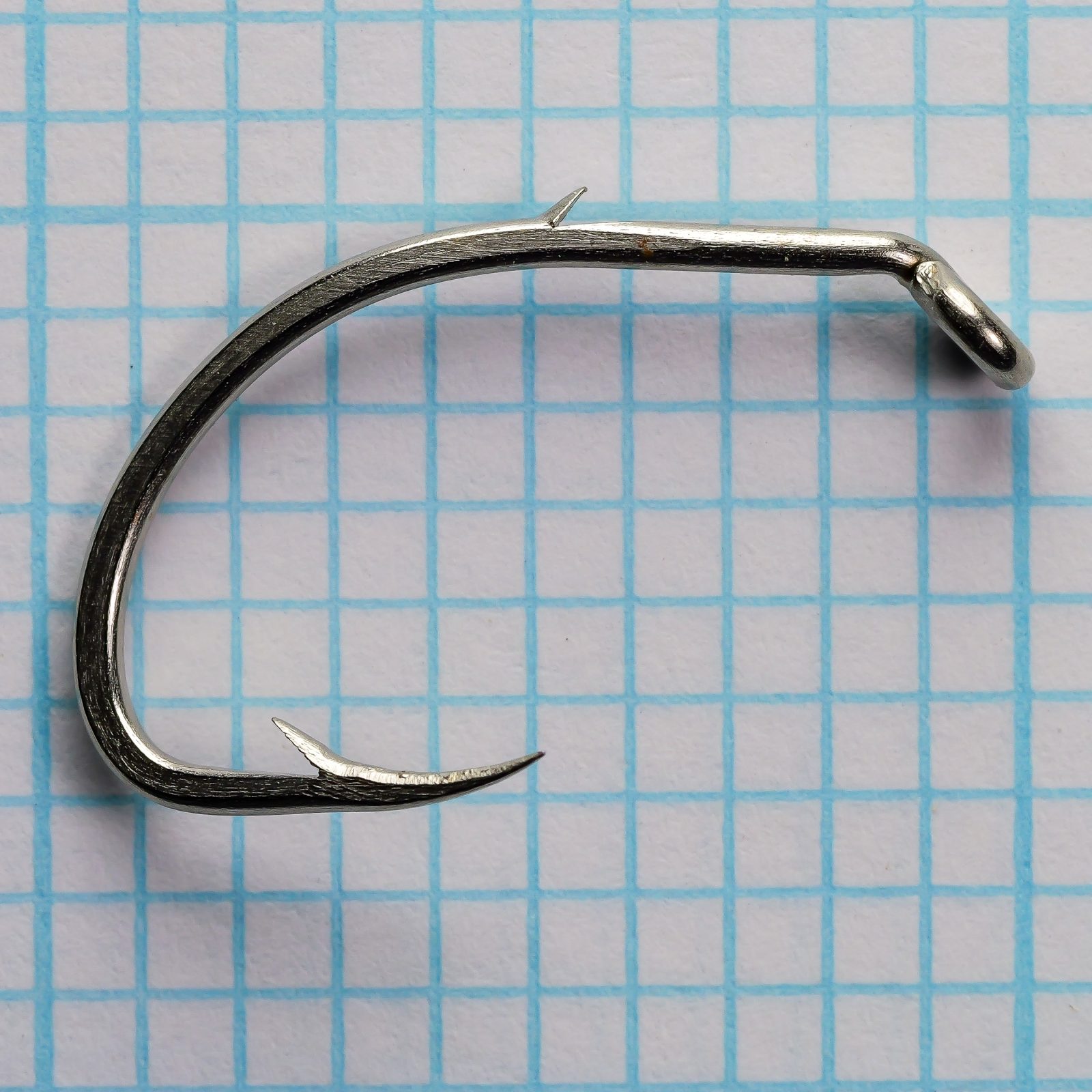 Mustad 92654 Beak Hook — full side profile — reversed offset geometry — beak bend with standard shank