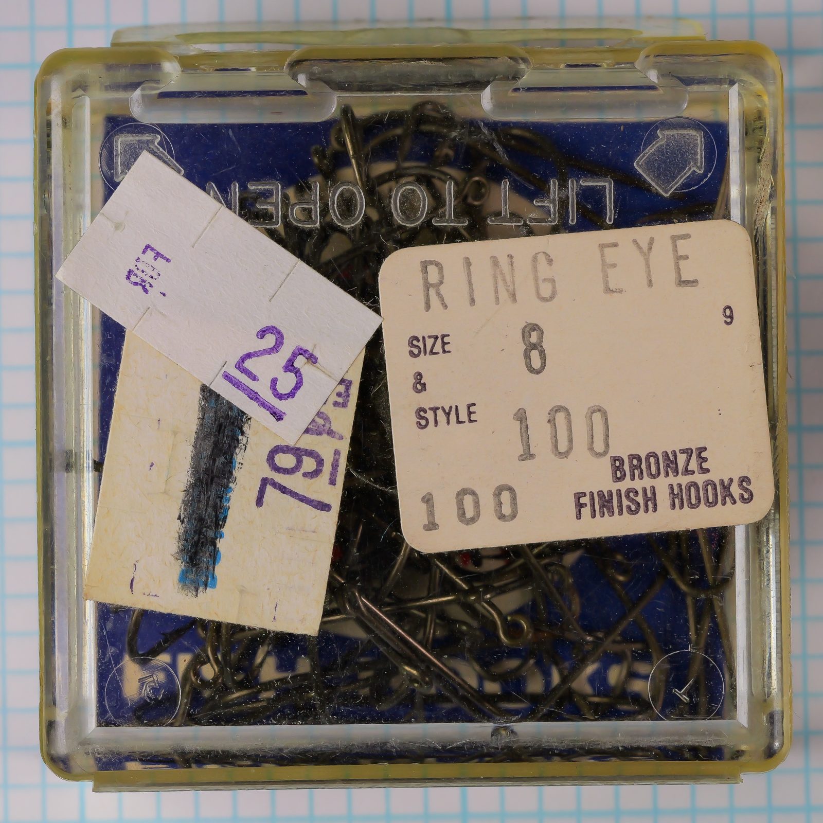 Wright & McGill Model 100 — original packaging — size 8 bronzed — complete 100-hook clamshell with handwritten inventory labels
