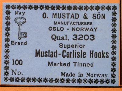 Vintage Mustad-Carlisle Hooks key card for 3203 Superior quality, marked tinned, Made in Norway.