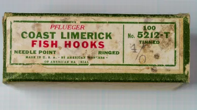 Pflueger-5212-T-Box-and-Label-Size-4-0