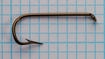 Mustad 3351 sneck hook full length view showing overall proportions and bend
