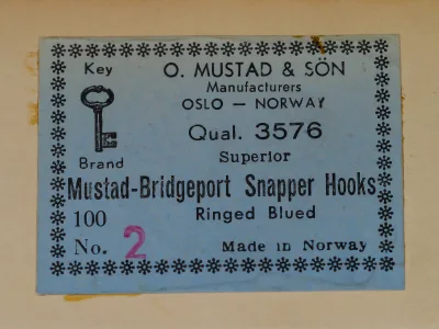 Mustad 3576 Original Package Label - Blue card with printed specifications for Mustad-Bridgeport Snapper Hooks No. 2, blued finish, made in Norway