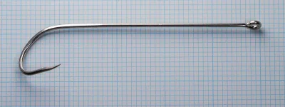 Mustad 92618 Beak Hook, size 9/0 — full hook profile showing overall proportion, ball eye, shank length, and reversed point against measurement grid