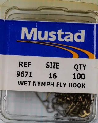 Mustad 9671 Wet Nymph Fly Hook — manufacturer box front label — size 16, 100 hooks — bronzed finish hooks visible in polystyrene compartment