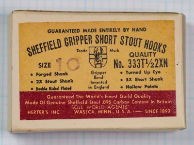 Herter's Sheffield Gripper Short Stout hook box label, yellow and red, Size 10, model 333T1/2 2XN
